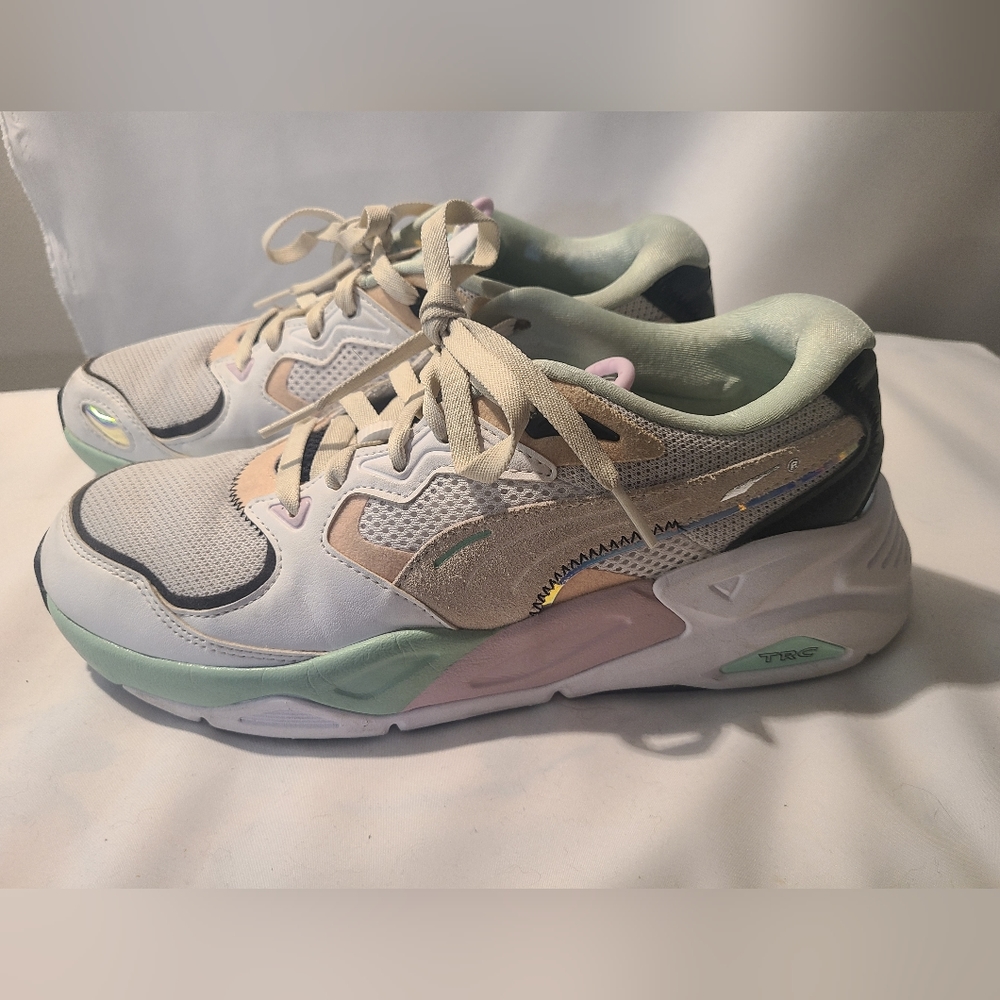 Puma TRC Mira dimensions sneakers